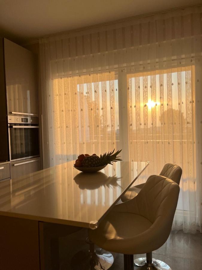 Apartman Yacht Medulin Eksteriør billede